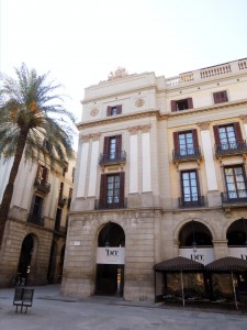 Restauració Façanes Plaça Reial