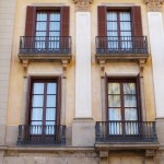 Restauració Façanes Plaça Reial