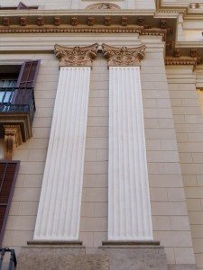 Restauració Façanes Plaça Reial