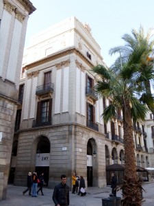 Restauració Façanes Plaça Reial